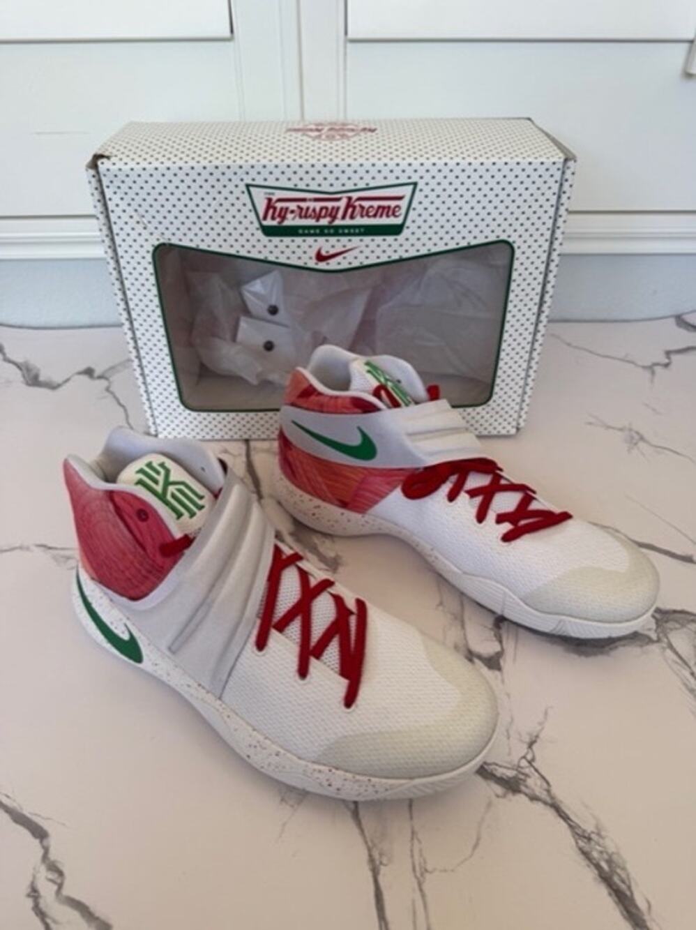 Men's Nike Kyrie 2 “Ky-Rispy Kreme” Special Edition Sneakers Size 12.5